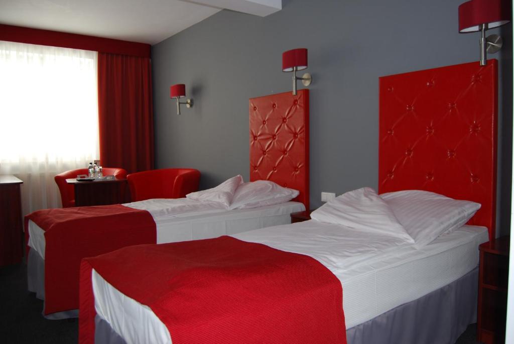 Amigo Hotel Sulejowek Room photo